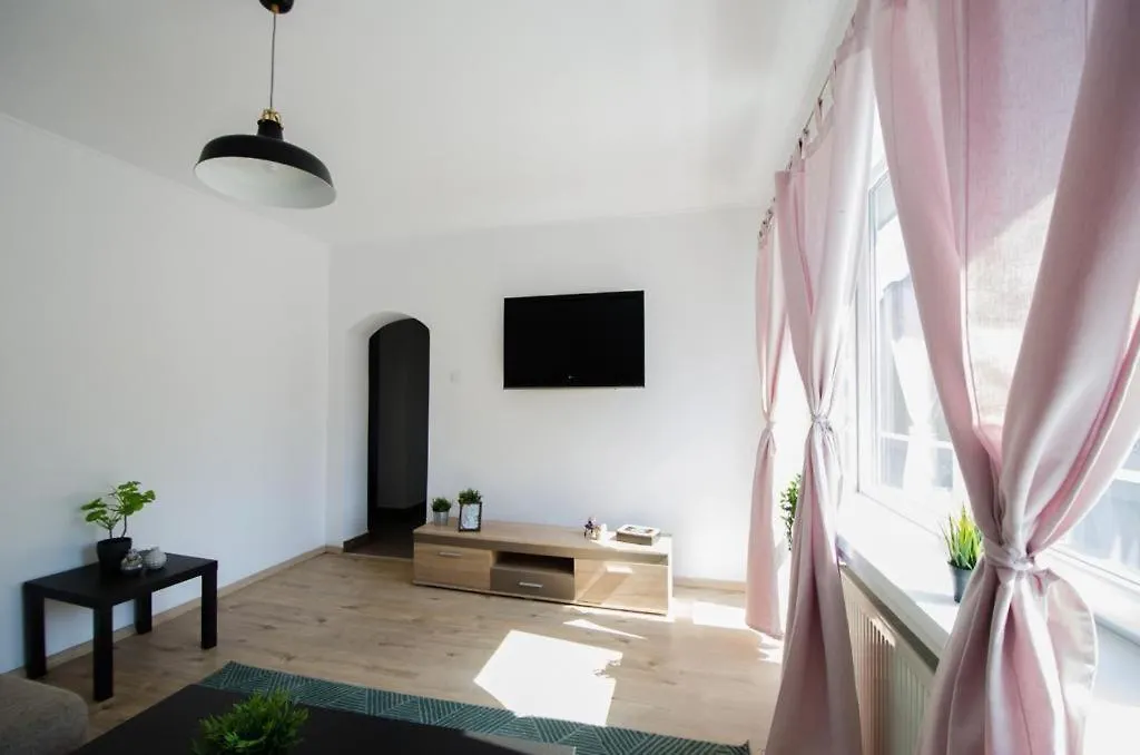 Bright Apartment Near Cismigiu And Old Town بوخارست 0*,  رومانيا