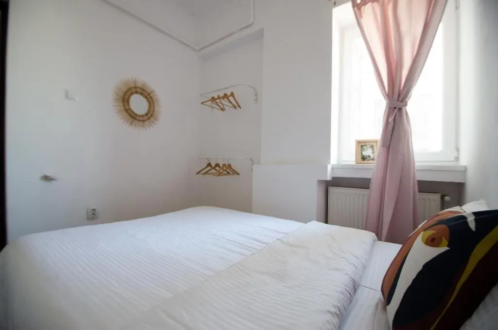Bright Apartment Near Cismigiu And Old Town بوخارست 0*,
